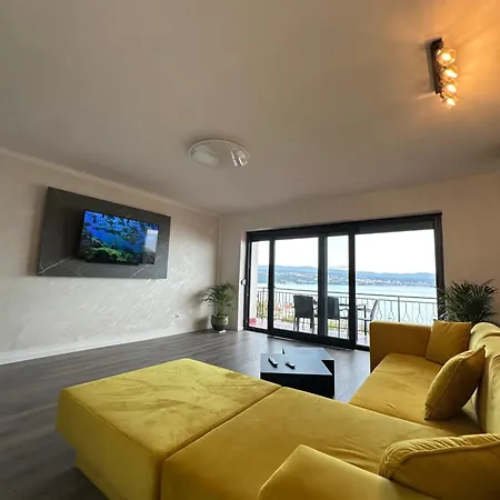 Apartment Vistamare *